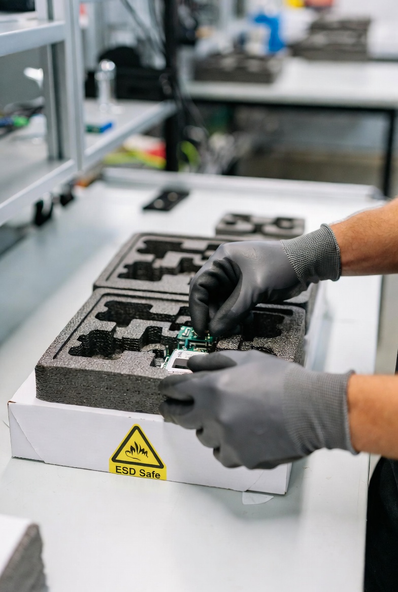 Управление чувствительным грузом: электроника